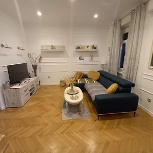 apartman-beti-opatija.primorje-gorskikotar.com/