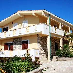 Apartament Mara, Ražanac